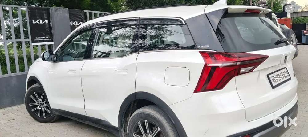 Mahindra Xuv700 2.0 Petrol 2021