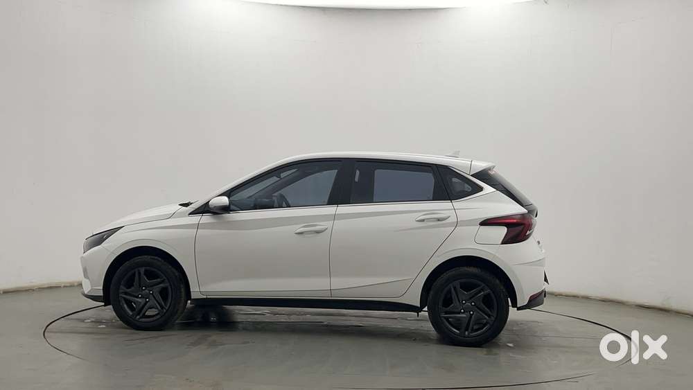 Hyundai I20 Sportz 1.2 Mt, 2023, Petrol