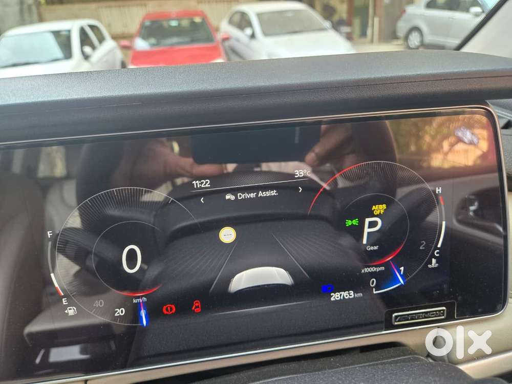 Mahindra Xuv700 2.0 Ax 7 Petrol At Luxury Pack Str, 2025, Petrol