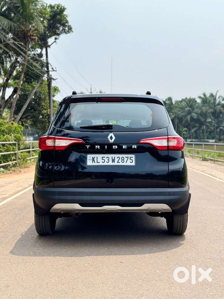 Renault Triber Rxz Easy-r Amt, 2025, Petrol