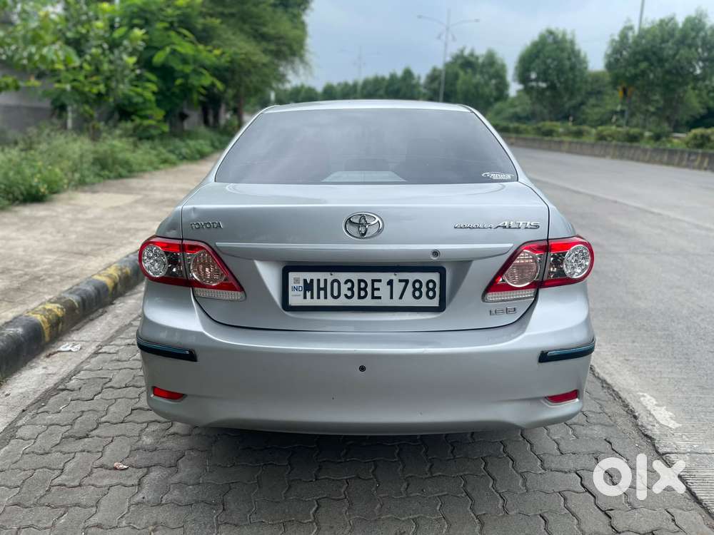Toyota Corolla Altis 1.8 J, 2011, Petrol