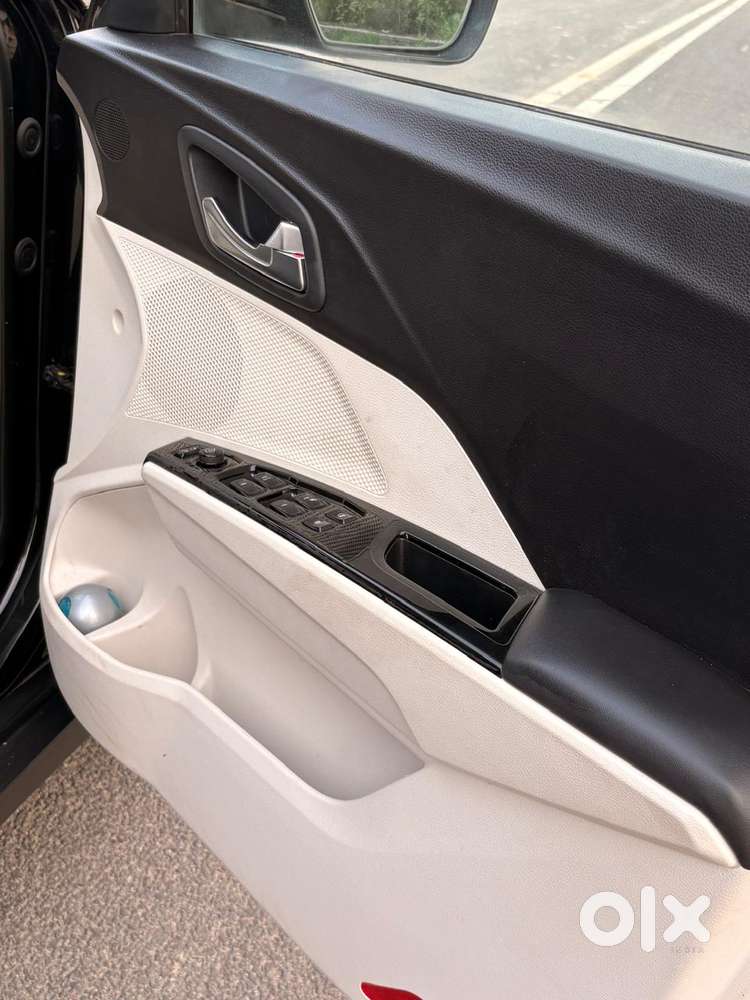 Mahindra Xuv 3xo Mx3 1.5 Diesel, 2025, Diesel