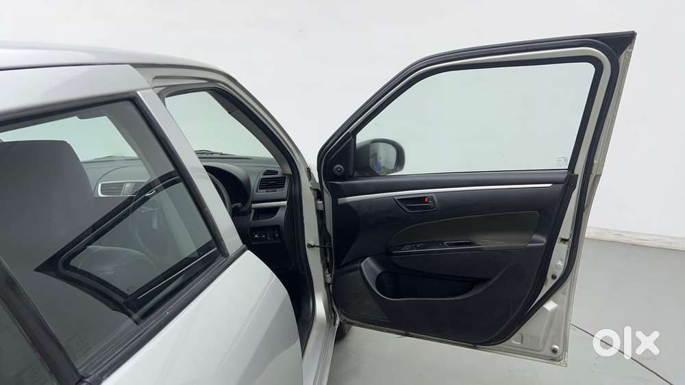 Maruti Suzuki Swift 1.2 Lxi (o), 2015, Petrol