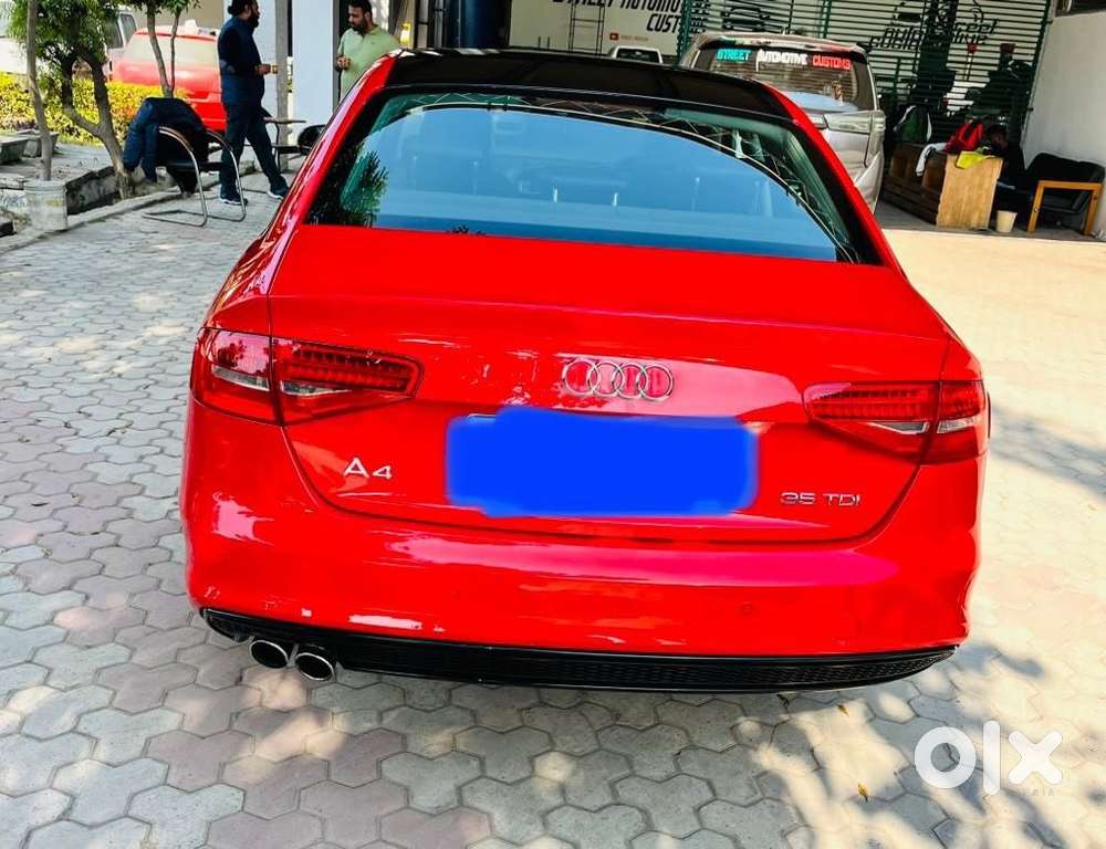 Audi A4 2015 Diesel 65000 Km Driven