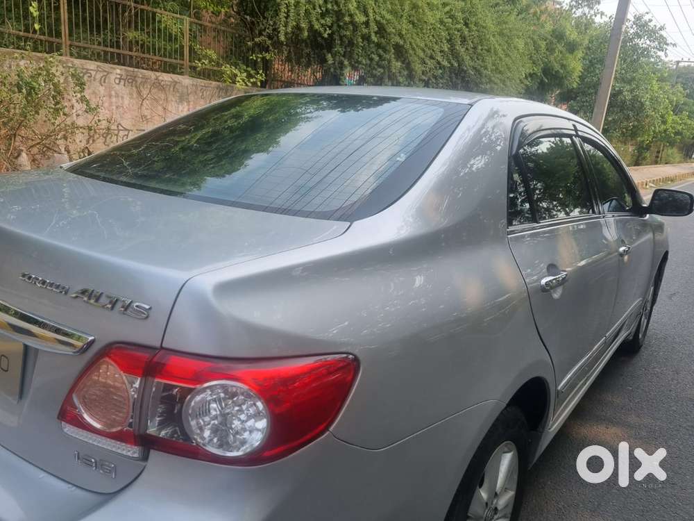 Toyota Corolla Altis 2013