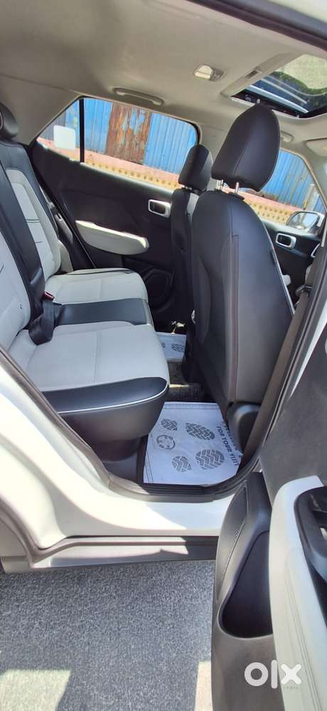 Hyundai Venue 1.0 Sx (o) Turbo Dct, 2022, Petrol