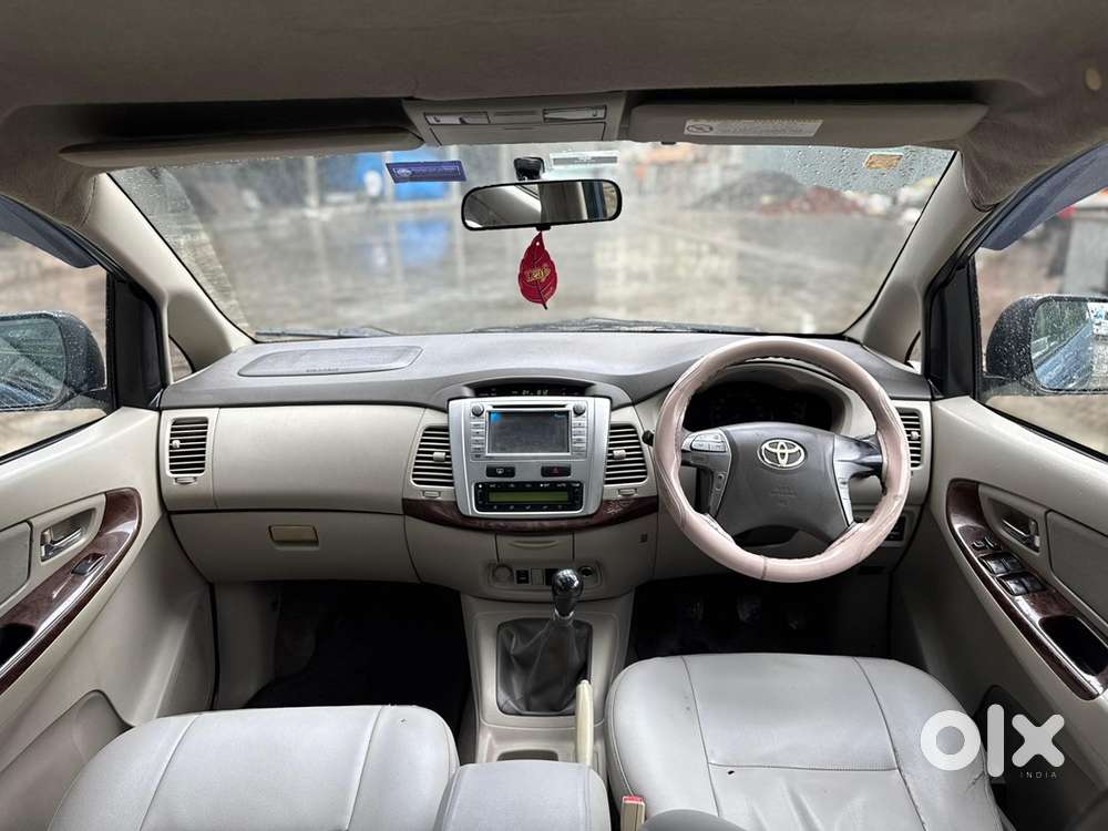 Toyota Innova 2012 Diesel