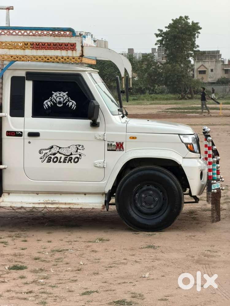 Mahindra Bolero Diz, 2024, Diesel