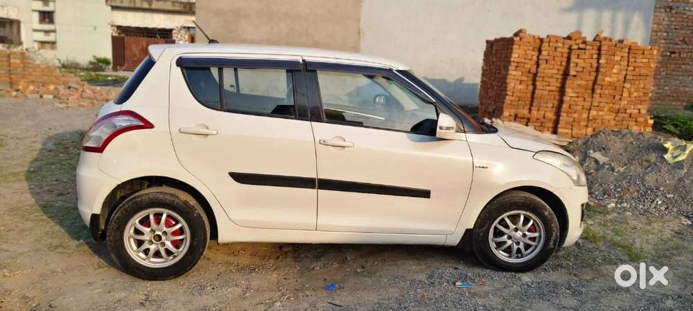 Maruti Suzuki Swift 2015 Model Ddis Vdi Well Maintained