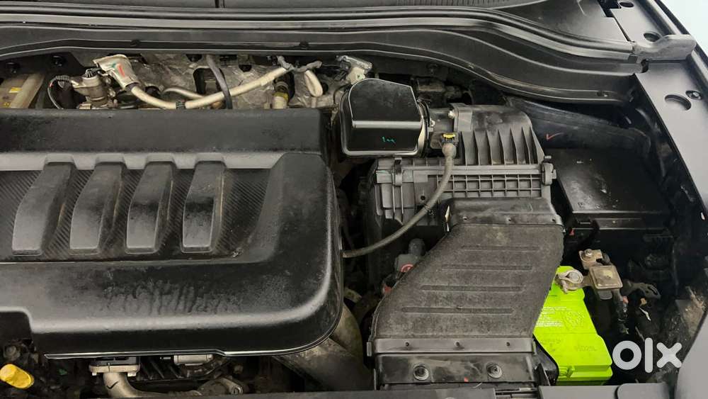 Mahindra Xuv700 2.2 Ax 3 Diesel Mt 7 Str, 2023, Diesel