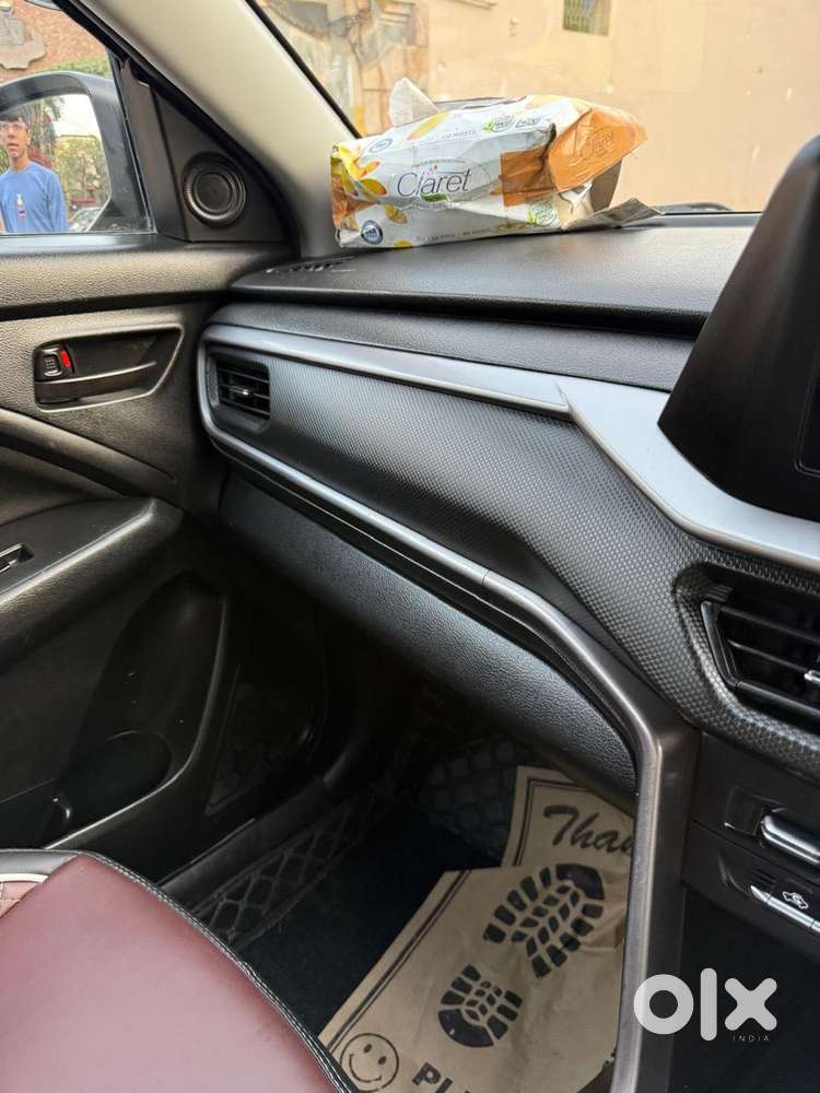 Maruti Suzuki Brezza 1.5 Vxi Smart Hybrid, 2022, Petrol