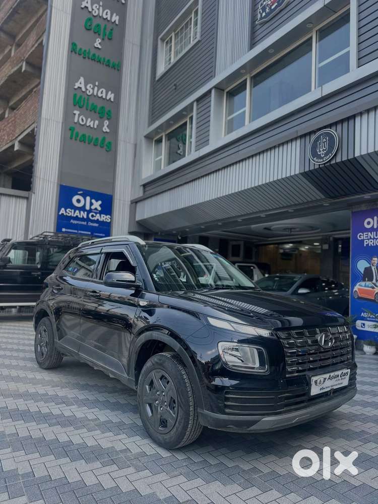 Hyundai Venue, 2024, Petrol