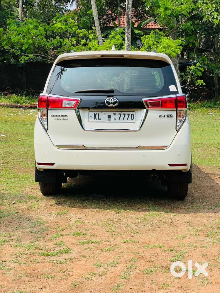 Toyota Innova Crysta [2020-ongoing] 2.4 Zx 7 Str, 2020, Diesel