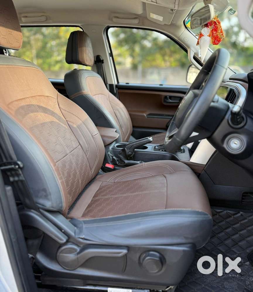 Mahindra Scorpio N Z4 Diesel At 2wd 7 Str [2022], 2023, Diesel