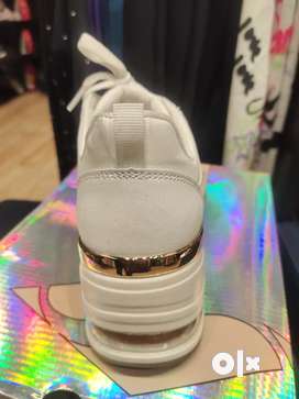Olx skechers shoes deals