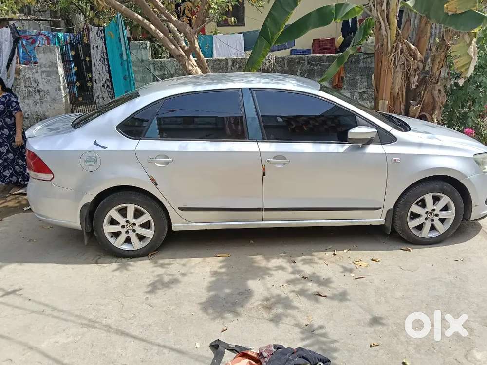 Volkswagen Vento 2011   2012 Rigisteshan