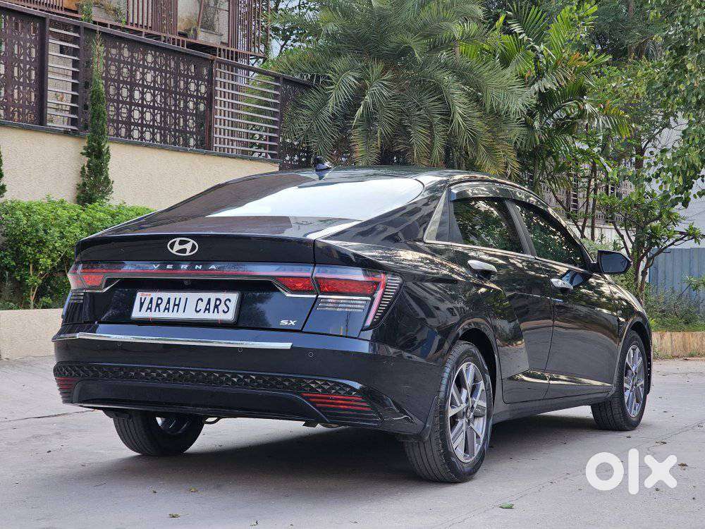 Hyundai Verna Sx(o) Petrol At, 2023, Petrol
