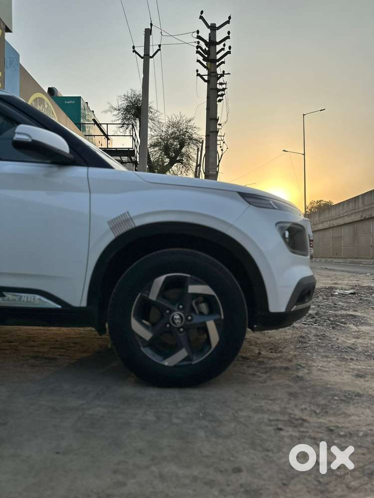 Hyundai Venue Sx Turbo, 2019, Petrol