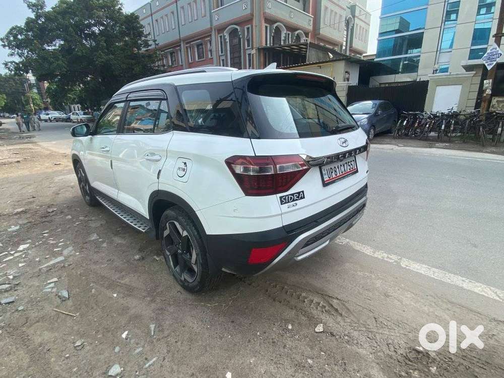 Hyundai Alcazar 2.0 Signature (o) Petrol At 6 Str, 2022, Petrol