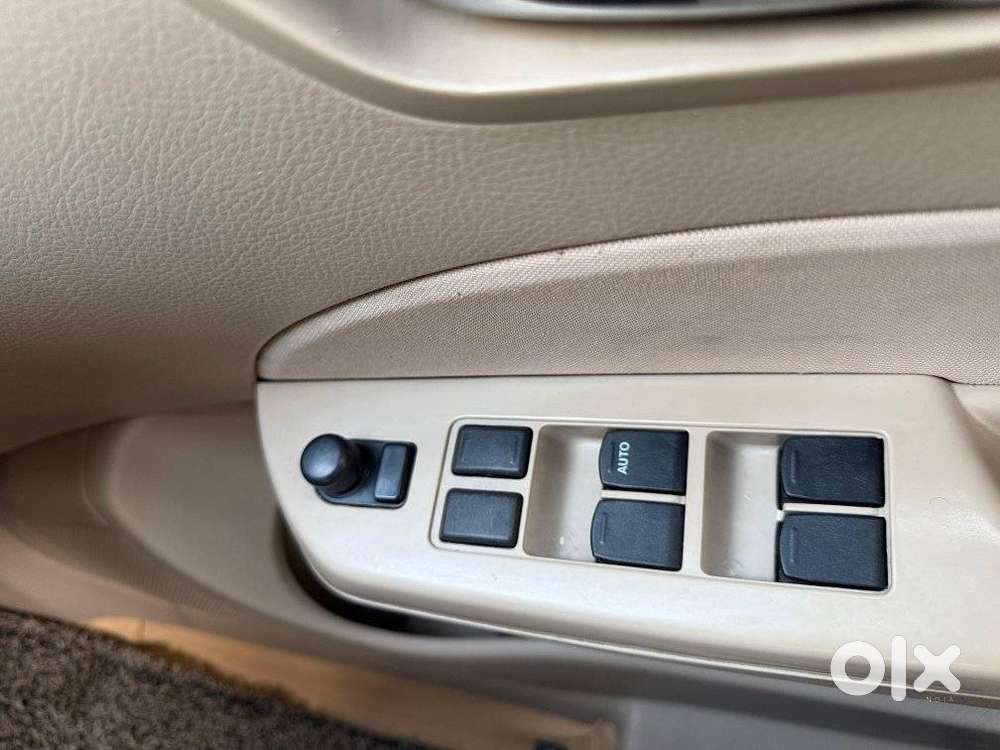 Maruti Suzuki Swift Dzire Vdi Bsiv, 2015, Diesel