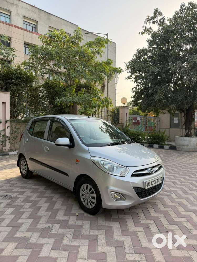 Hyundai I10 Sportz 2015 Km Driven
