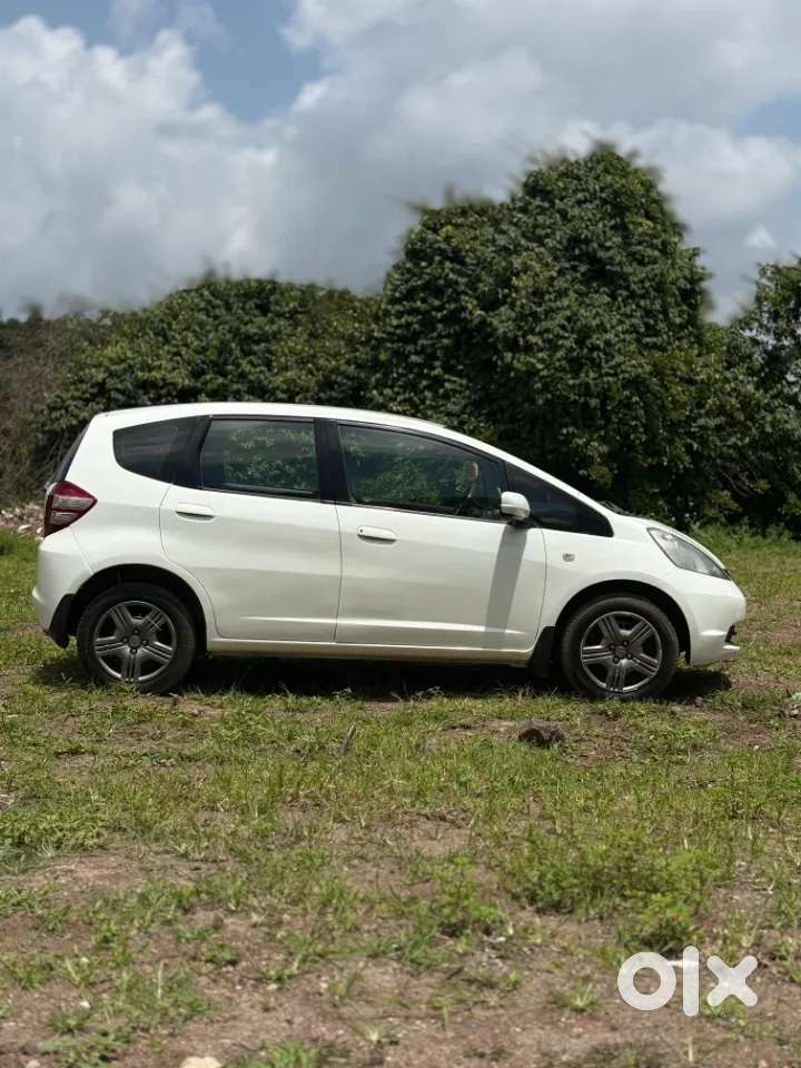 Honda Jazz Base Old, 2010, Petrol
