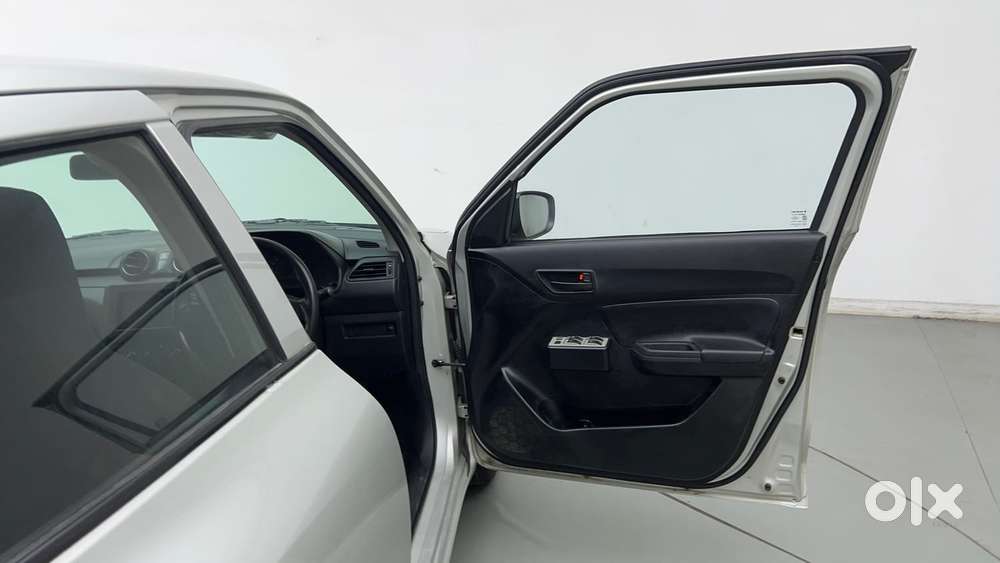 Maruti Suzuki Swift 1.3 Lxi, 2019, Petrol