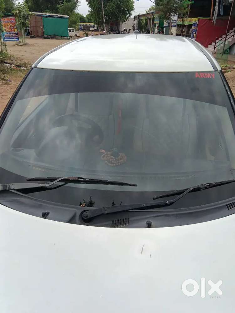Maruti Suzuki Dzire 2015
