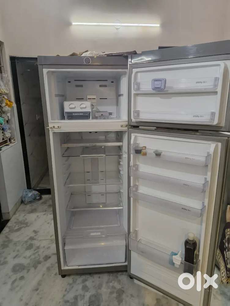 Goodrej refrigerator