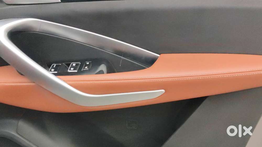 Mg Hector Plus 1.5 Hybrid Sharp Turbo 6 Str, 2021, Petrol