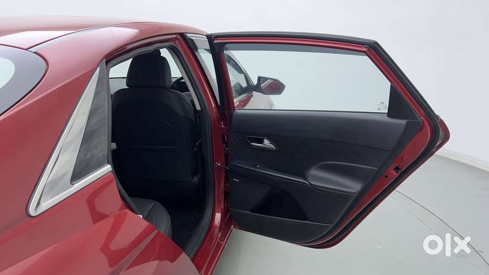 Hyundai Verna 1.5 Sx (o) Turbo Petrol Dct, 2023, Petrol