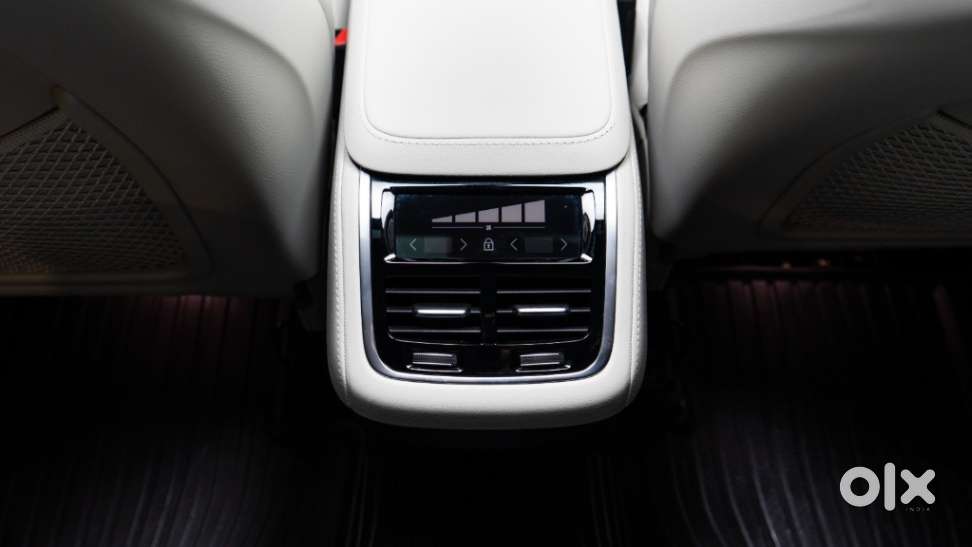 Volvo Xc90 D5 Awd, 2025, Petrol