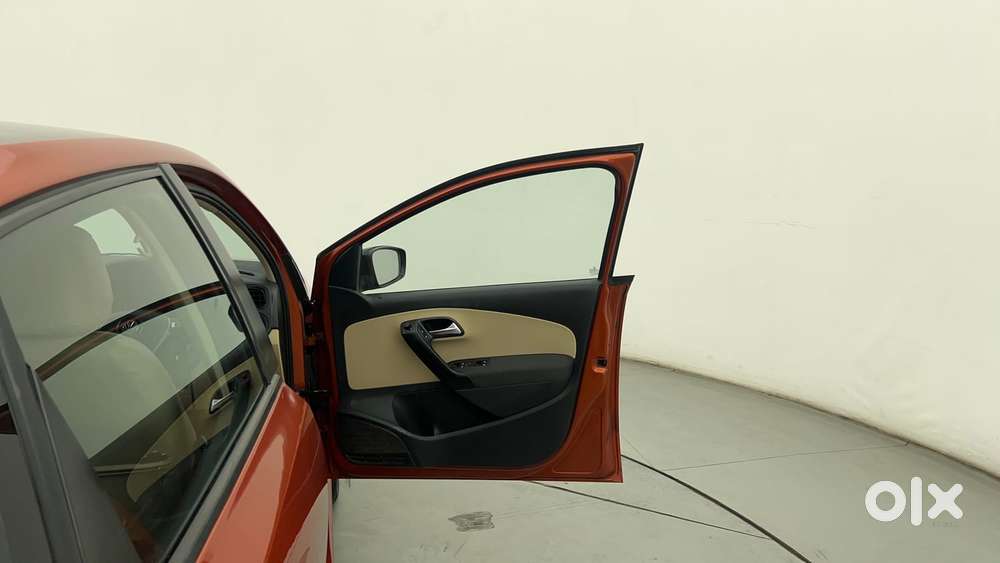 Volkswagen Polo Petrol Highline 1.2l, 2014, Petrol