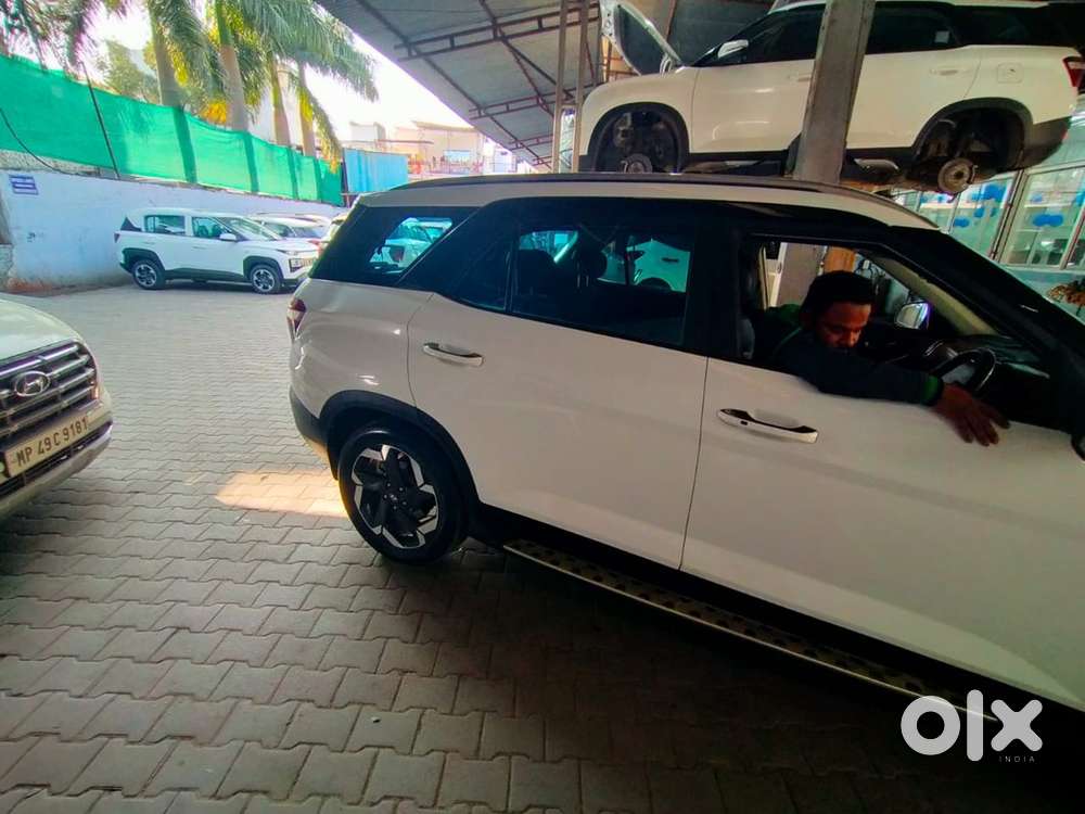 Hyundai Alcazar Diesel Well Maintained Top Model Diesel Automatic