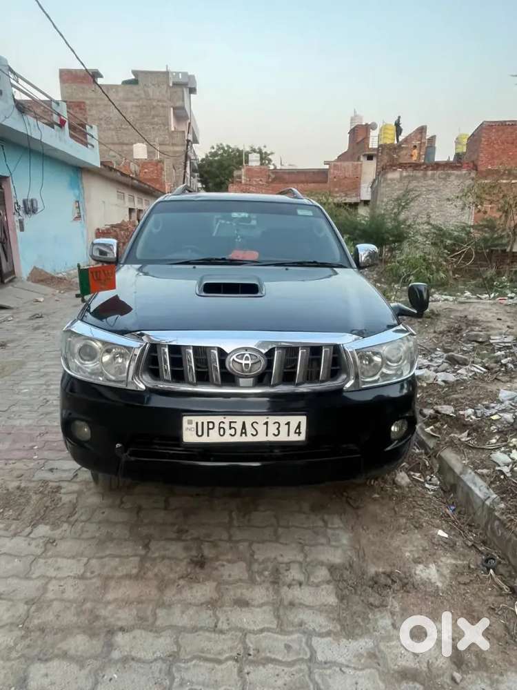 Toyota Fortuner 2010 4×4