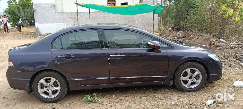 Honda Civic 2007 Petrola Well-maintained Honda Civic From 2007, 2028