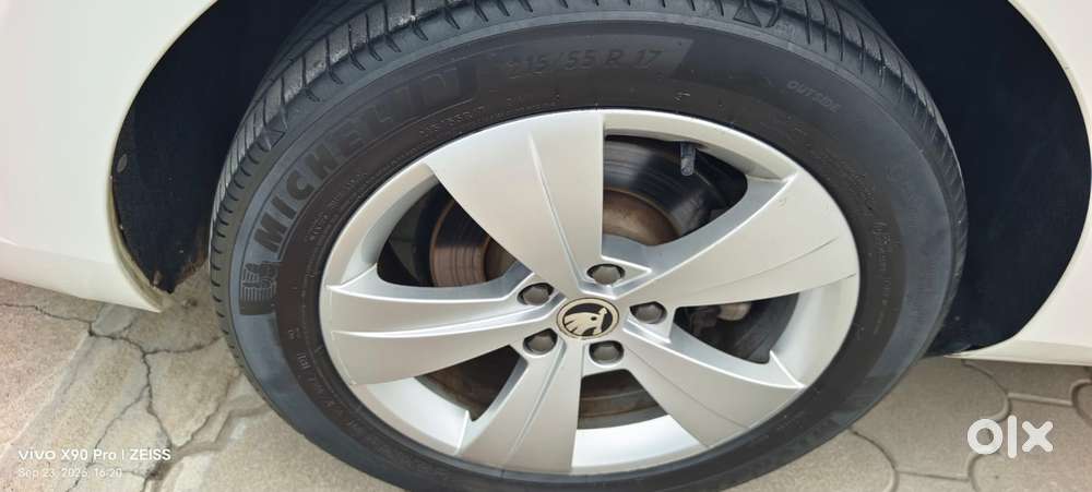 Skoda Superb Style 1.8, 2016, Petrol