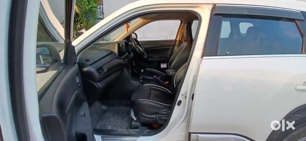 Maruti Suzuki Vitara Brezza 1.5 Lxi, 2024, Petrol