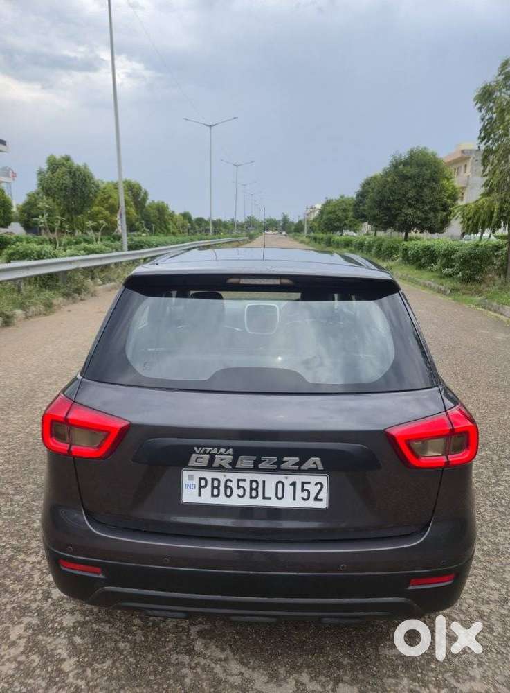 Maruti Suzuki Brezza 1.5 Lxi Smart Hybrid, 2021, Petrol