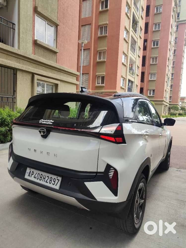 Tata Nexon Fearless Plus S 1.2 Revotron Petrol 6mt Dt, 2023, Petrol