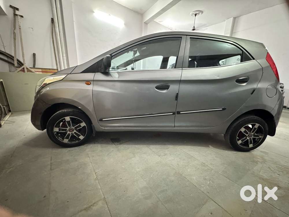 Hyundai Eon Petrol 107000 Km Driven