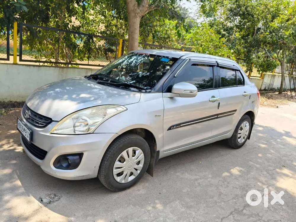 Maruti Suzuki Dzire 2014 Diesel 130000 Km Driven