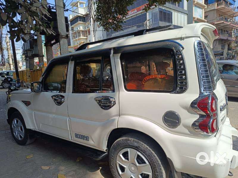 Mahindra Scorpio S4, 2016, Diesel