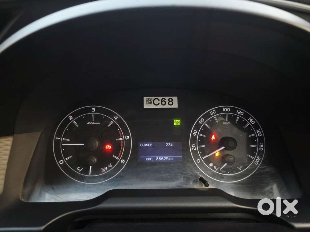 Toyota Innova Crysta 2.4 G Mt, 2017, Diesel