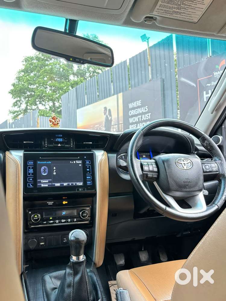 Toyota Fortuner 4x4 Manual Limited Edition, 2020, Diesel