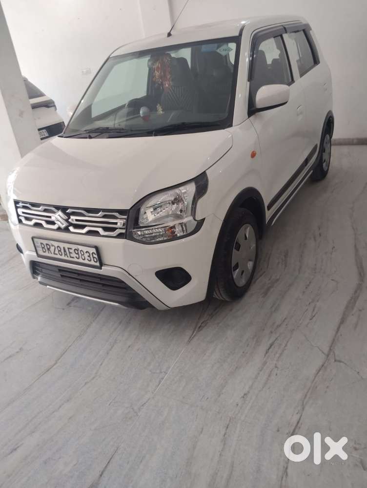 Wagon R Top Model With Cng And Petrol. Reverse Camera System