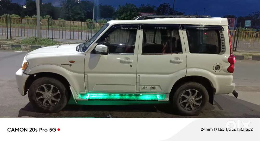 Mahindra Scorpio Diesel Automatic 16