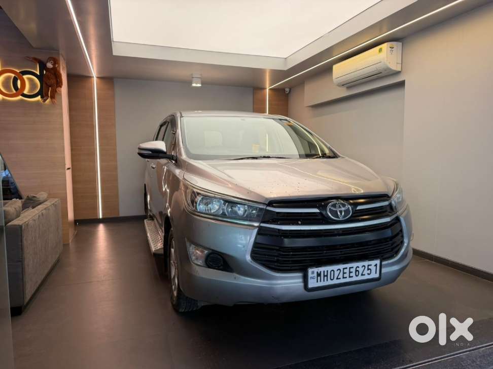 Toyota Innova Crysta 2.4 Gx Mt, 2016, Diesel