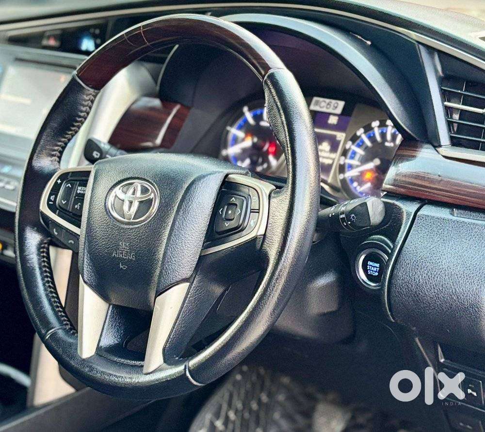 Toyota Innova Crysta