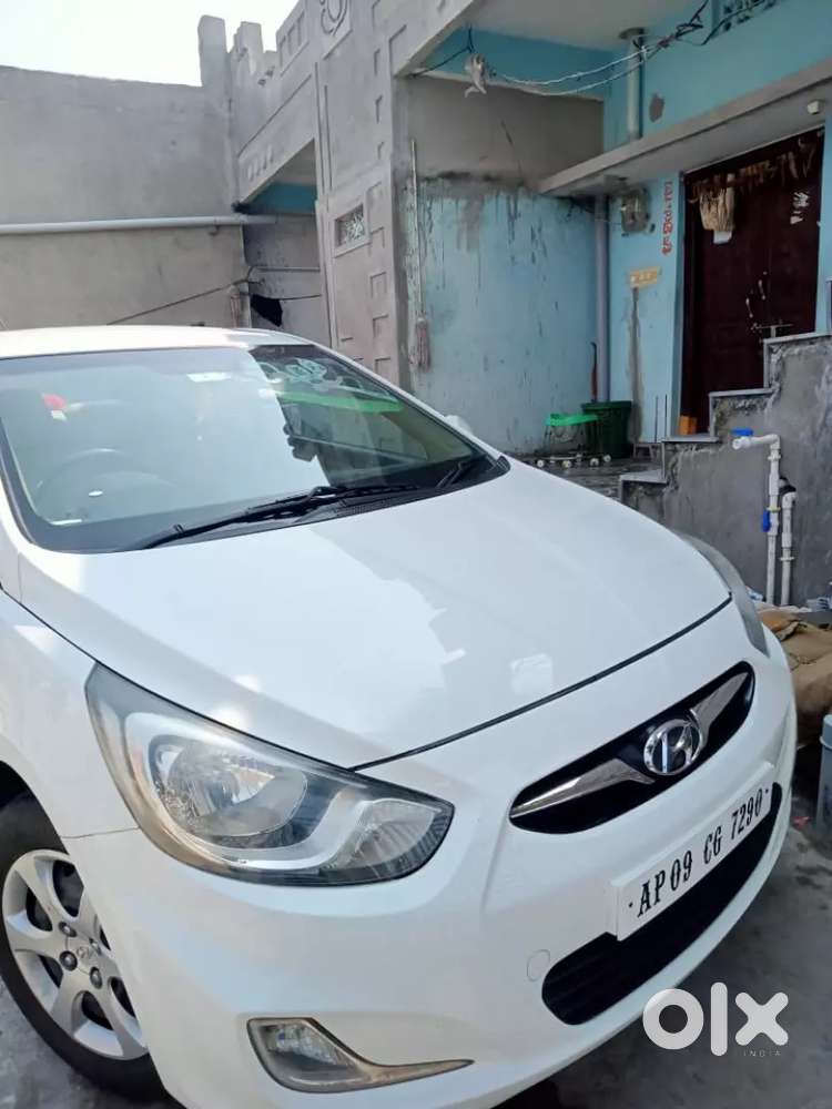 Hyundai Verna 2011 Petrol Well Maintained